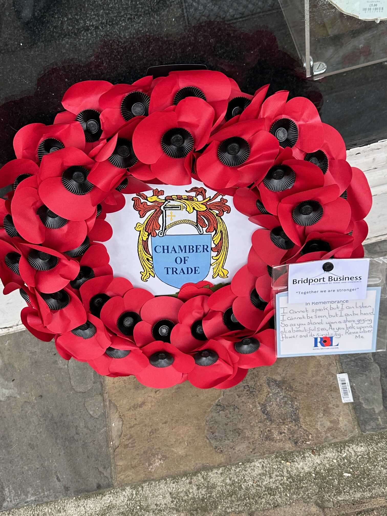 Chamber President Lays Remembrance Sunday Wreath